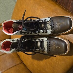 Elegant Two-Tone Lace-Up Women's Boots